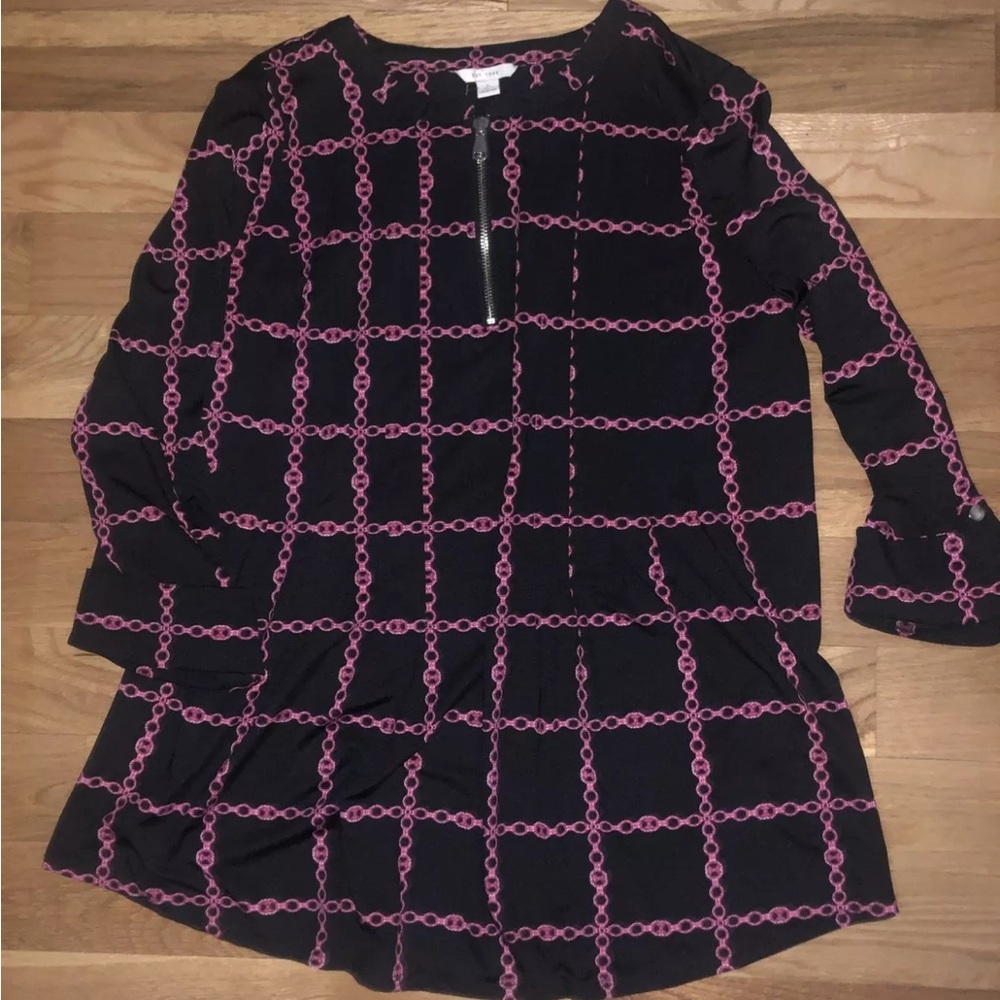 Black and Pink Chain Pattern top small NWT